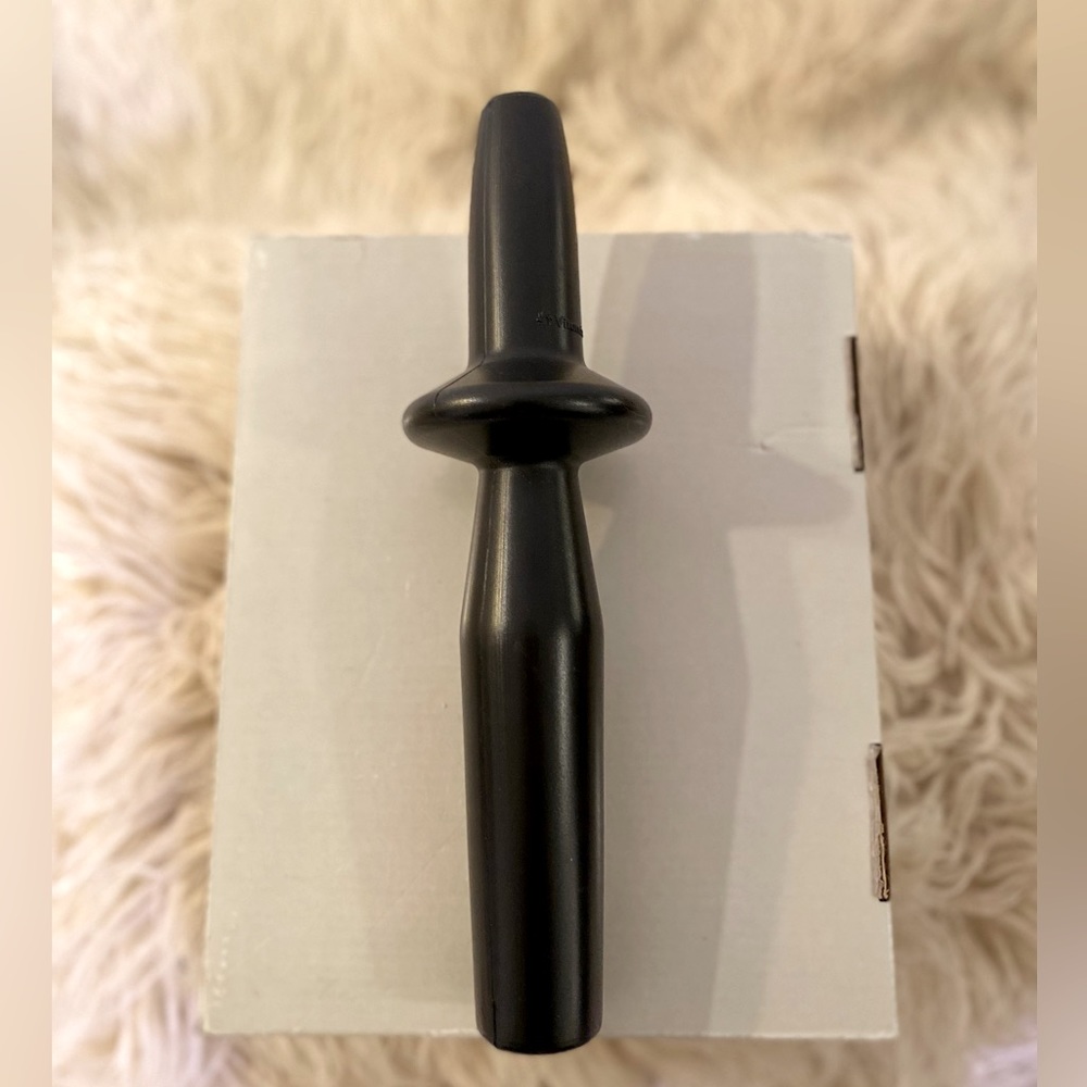 Vitamix brand black plastic damper replacement part for blender NEAR NEW